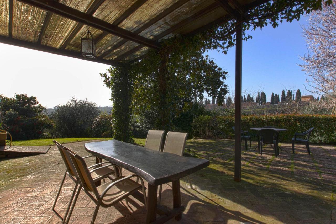 Il Giardino Del Giuggiolo Apartment Siena Bagian luar foto